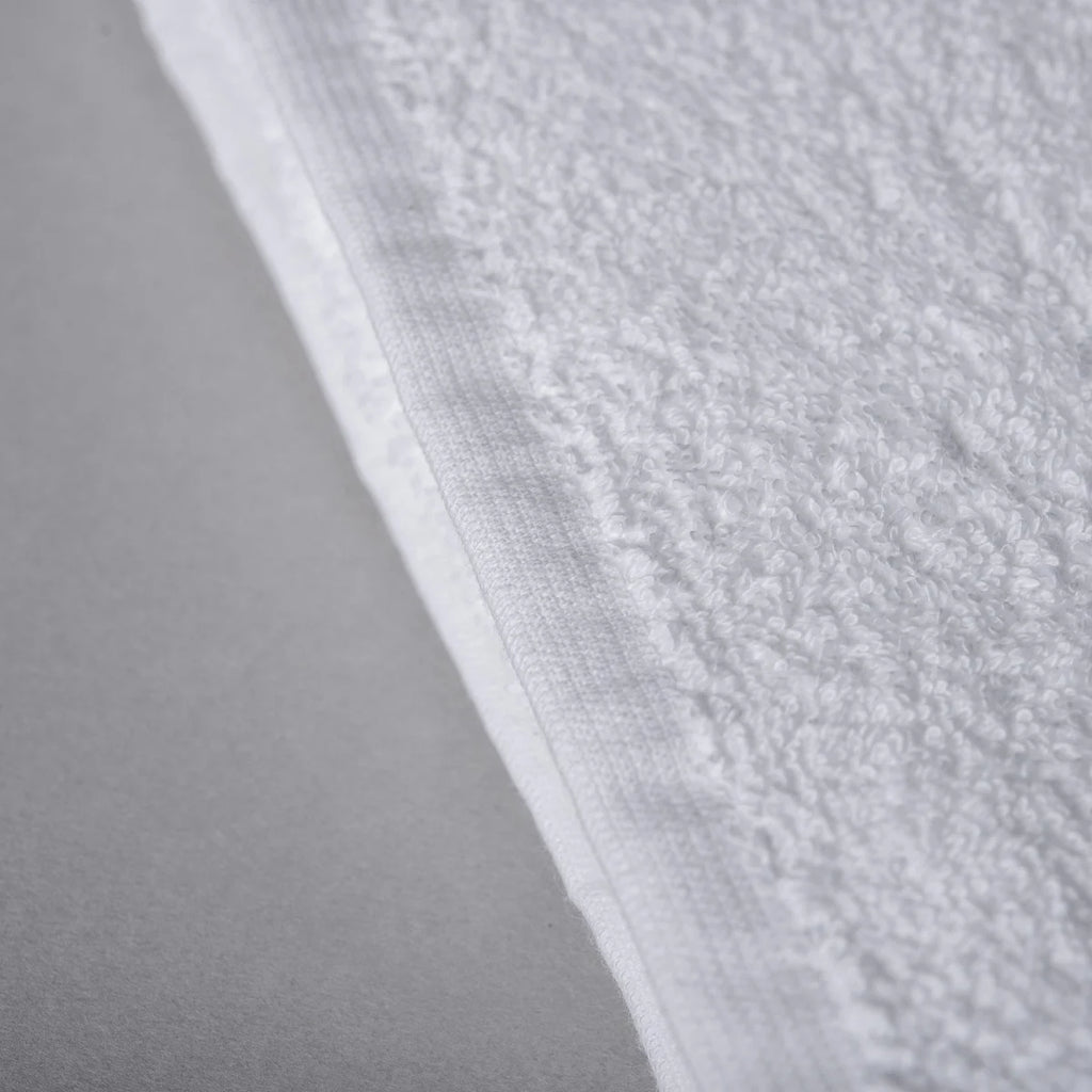 Serviettes de bain 100% COTON 550 G