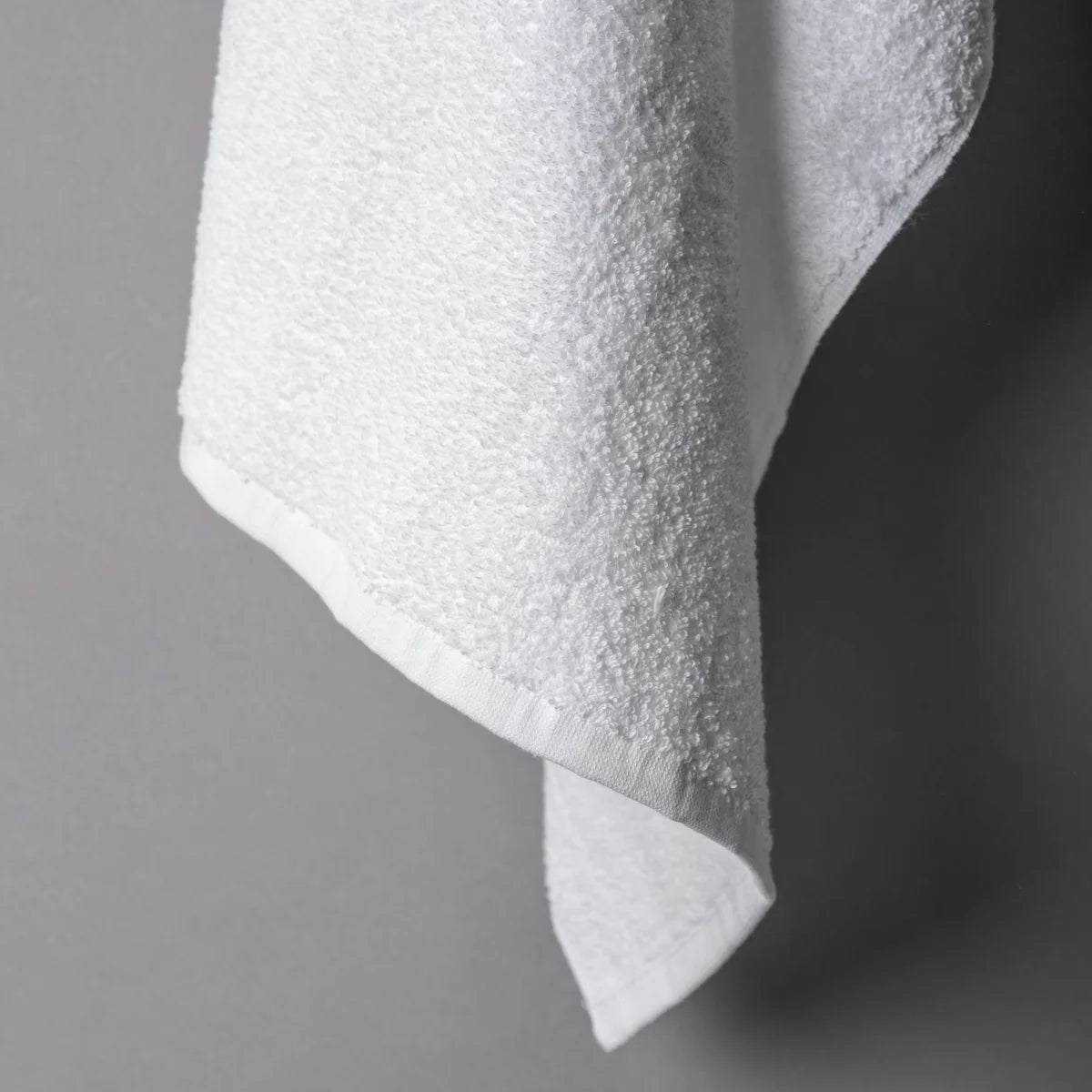 Serviettes de bain 100% COTON 550 G